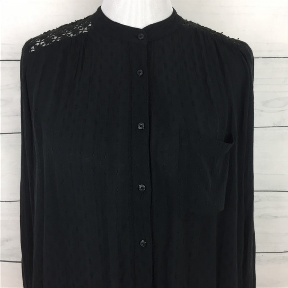 Black button down blouse - Picture 6 of 7